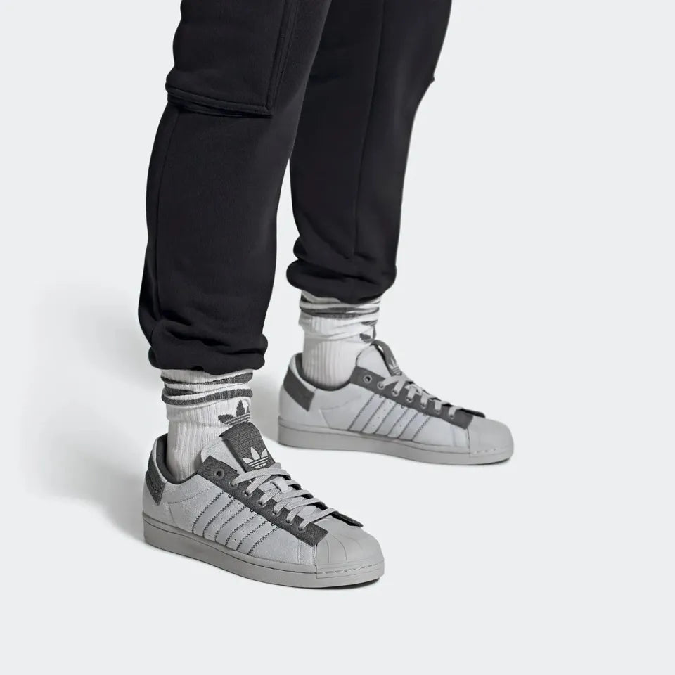 Adidas Originals Unisex Superstar Parley Trainers GX6986